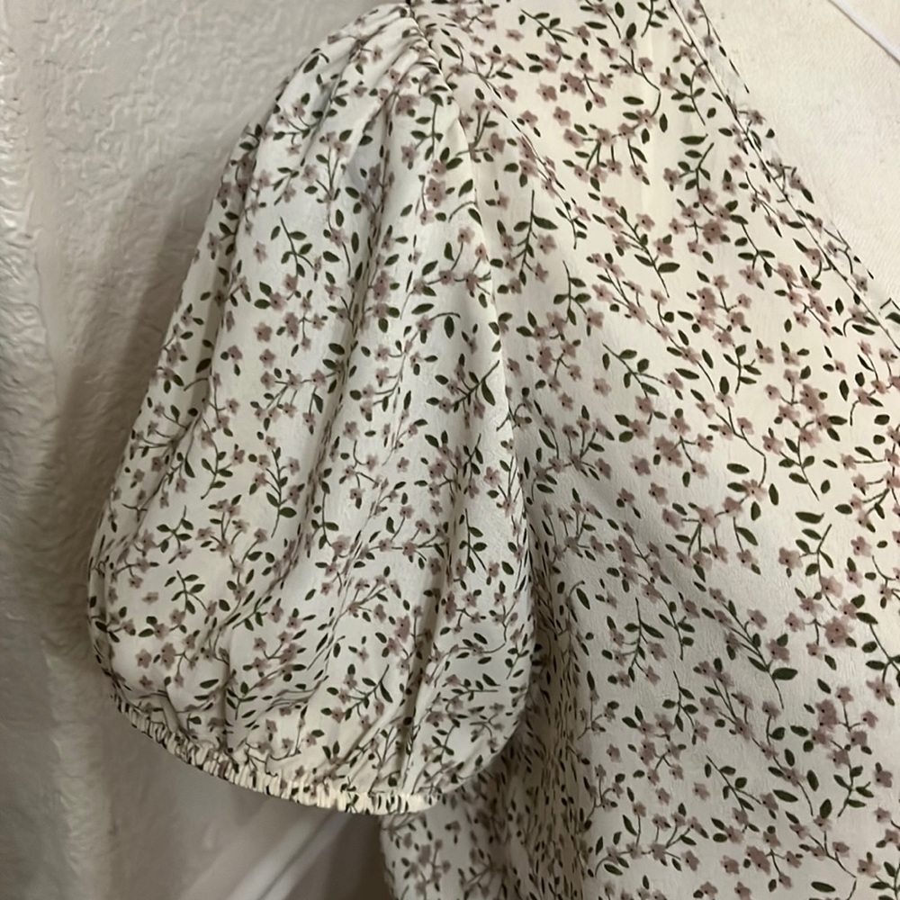 Sienna Sky pink & green floral top Size M - Picture 6 of 17
